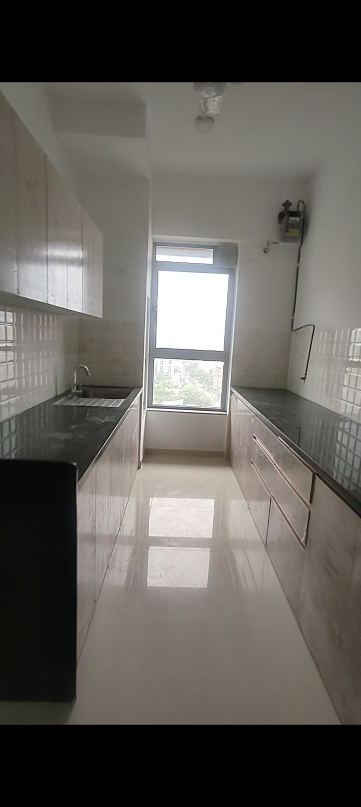 Kitchen, kalpataru-immensa-c 2 Bedroom 808 Sq.Ft. Apartment In Kolshet Road Thane 9013129