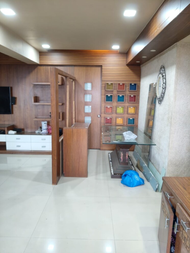 Living Room, goel-ganga-bhagyoday 3 Bedroom 1500 Sq.Ft. Apartment In Sinhagad Pune 9013097