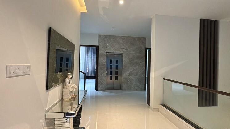 Kitchen, dlf-the-ultima 3 Bedroom 2132 Sq.Ft. Apartment In Sector 81 Gurgaon 9013107