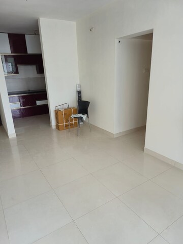 Room in 2 BHK Apartment at Kumar Palaash A, Wadgaon Sheri – for Rent