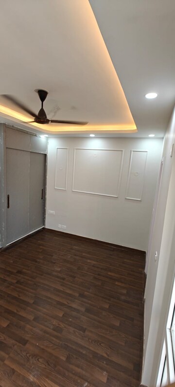 Room in 3 BHK Apartment at BPTP Park 81, Sector 81 – for Rent