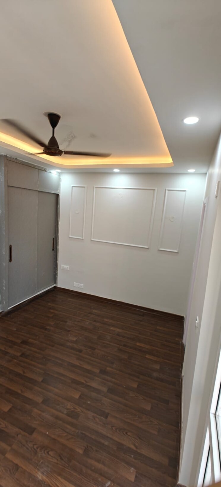 Room, bptp-park-81 3 Bedroom 275 Sq.Yd. Apartment In Sector 81 Faridabad 9013167