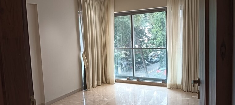 Room, santacruz west 3 Bedroom 1000 Sq.Ft. Apartment In Santacruz West Mumbai 9013191