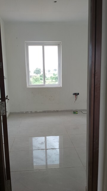 Room in 4 BHK Apartment at Candeur Crescent, Serilingampally – for Sale