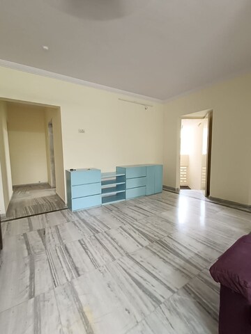 Room in 2 BHK Apartment at Happy Valley, Manpada – for Rent
