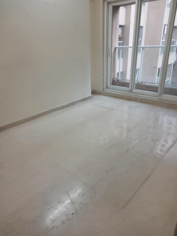 Room in 2 BHK Apartment at AP Panch Ritu, Powai – for Sale