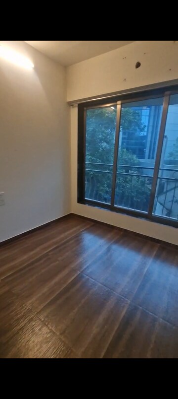 Room in 1 BHK Apartment at Bindra Sateri Legacy, Andheri East – for Rent