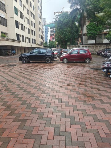 Parking in 2 BHK Apartment at Evershine Oak, Mira Road – for Rent