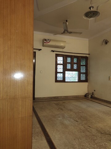 Room in 3 BHK Builder Floor at East Of Kailash – for Rent