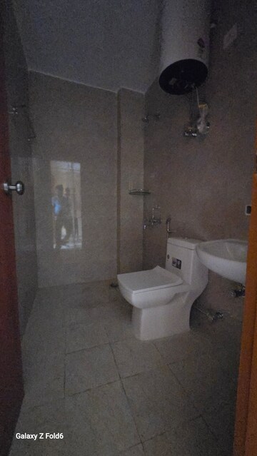 Bathroom in 2 BHK Builder Floor at Palm Residency Chhatarpur, Chattarpur – for Rent