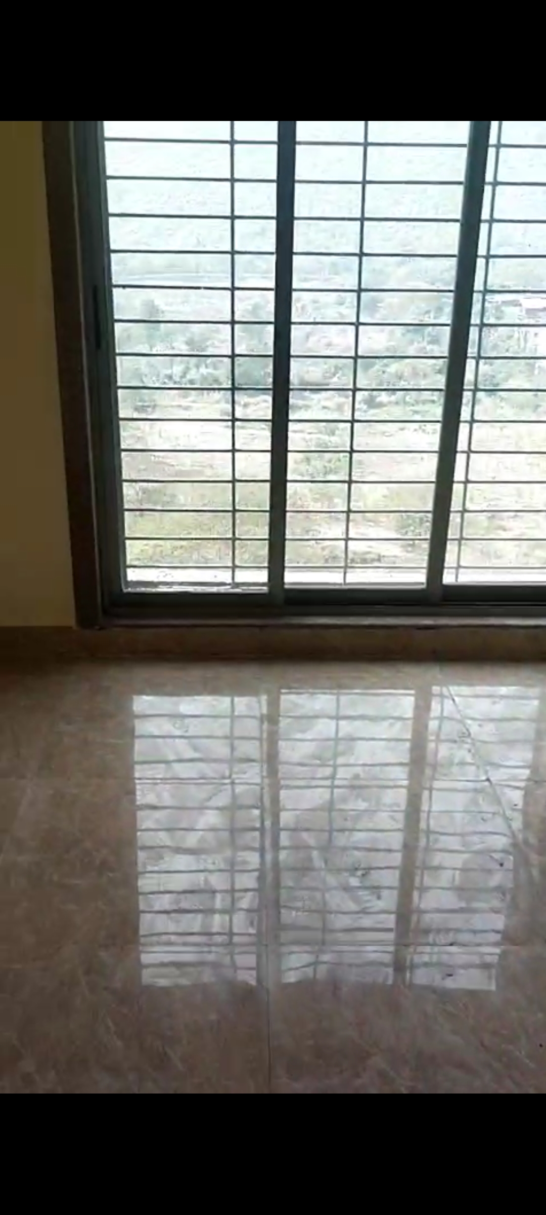 3.5 BHK + Servant Room Apartment For Rent in Valley Shilp
