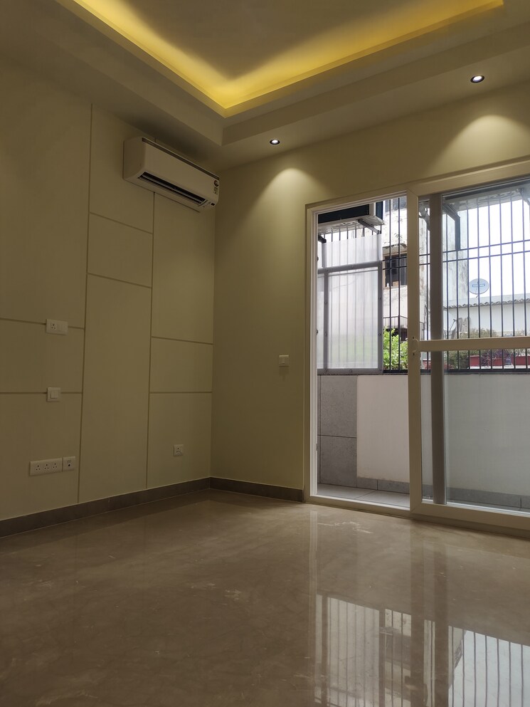 undefined, east of kailash 3 Bedroom 1800 Sq.Ft. Builder Floor In East Of Kailash Delhi 9013344