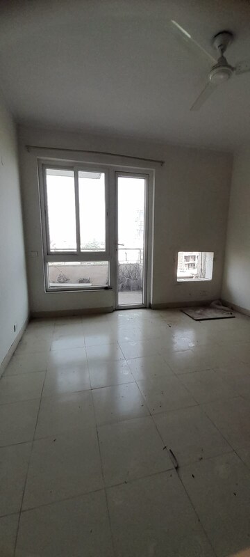 Room in 4 BHK Apartment at AEZ Aloha, Sector 57 – for Rent