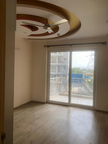 Room in 3.5 BHK Apartment at AIPL The Peaceful Homes, Sector 70a – for Sale