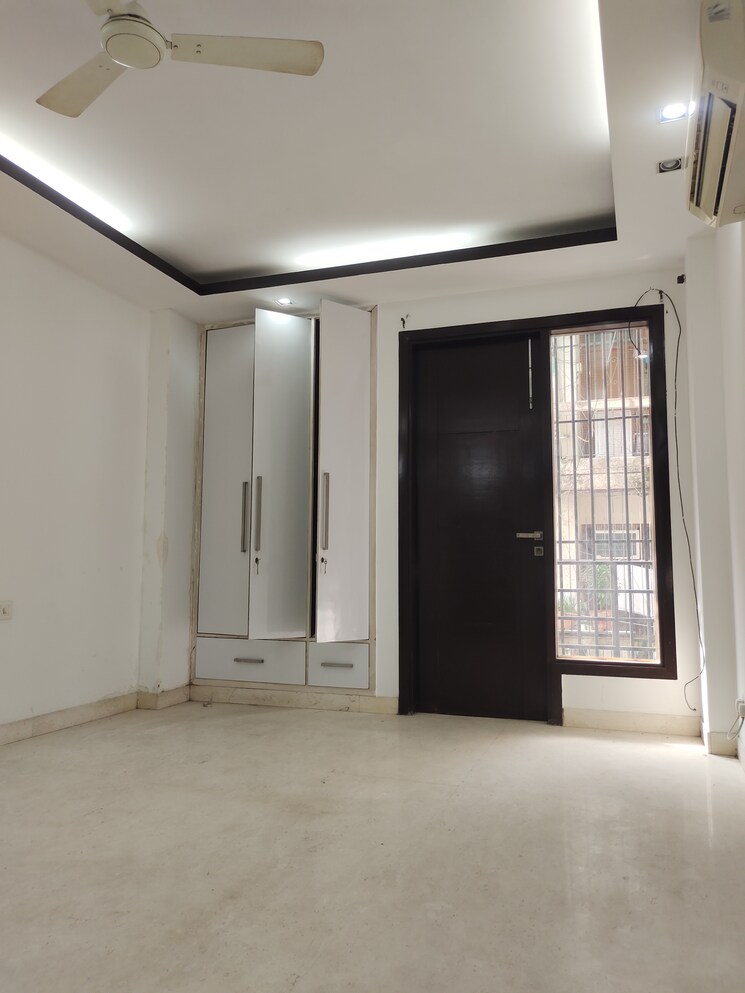 undefined, greater kailash i 3 Bedroom 1800 Sq.Ft. Builder Floor In Greater Kailash I Delhi 9013366