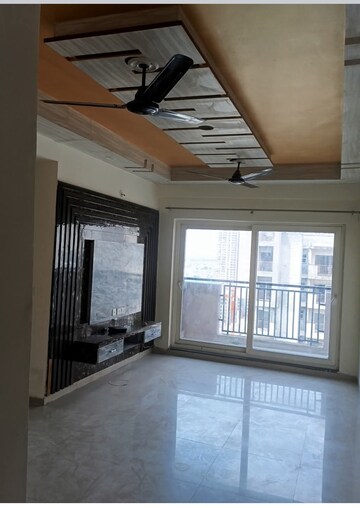 Room in 2 BHK Apartment at Shri Radha Sky Gardens, Sector 16b Greater Noida – for Rent