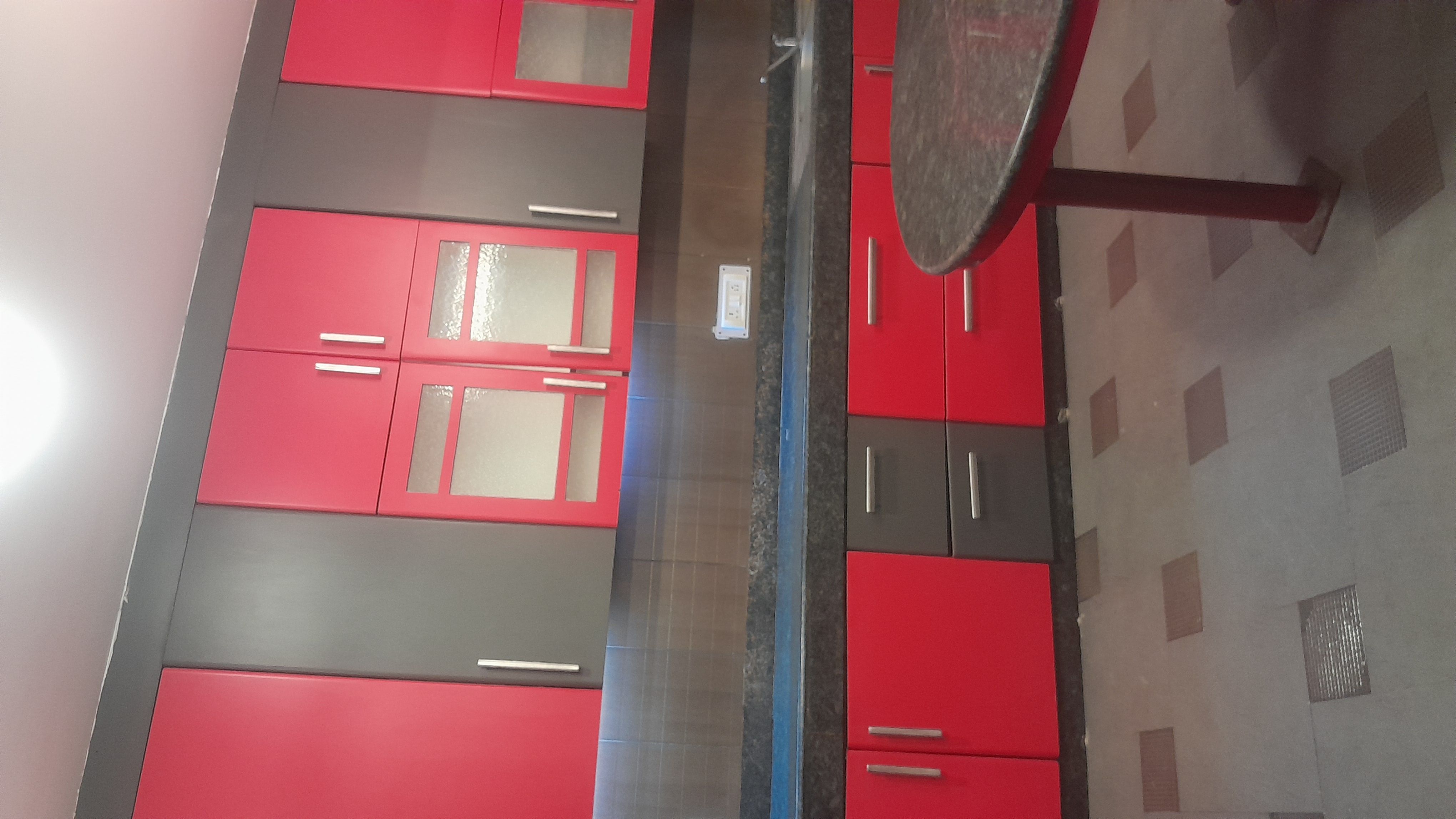 3 BHK + Pooja Room,Servant Room Builder Floor For Rent in Unitech South City II