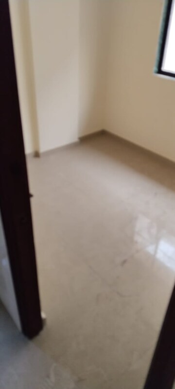 Room in 1 BHK Apartment at Squarefeet Imperial Square, Ghodbunder Road – for Rent