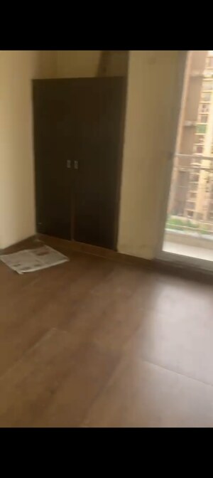Room in 1 BHK Apartment at Aditya World City, Shahpur Bamheta – for Sale