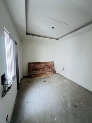 Room in 4 BHK Independent House at Gms Road – for Sale