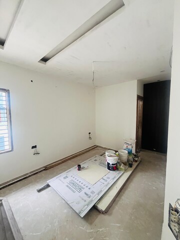 Room in 4 BHK Independent House at Gms Road – for Sale