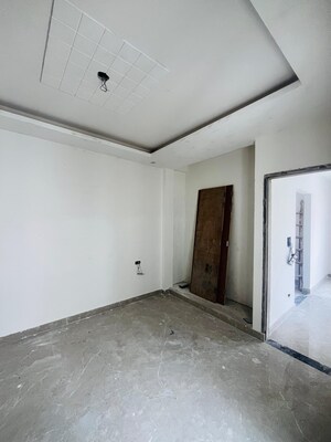 Room in 4 BHK Independent House at Gms Road – for Sale