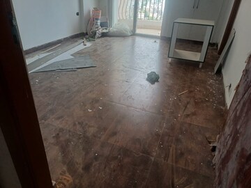 Room in  Warehouse at Sector 4 – for Rent