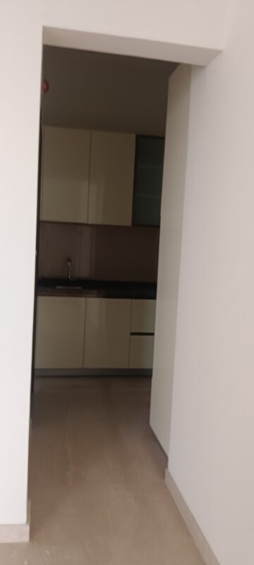 Furnished Amenities in 3 BHK Apartment at Piramal Mahalaxmi, Mahalaxmi – for Rent