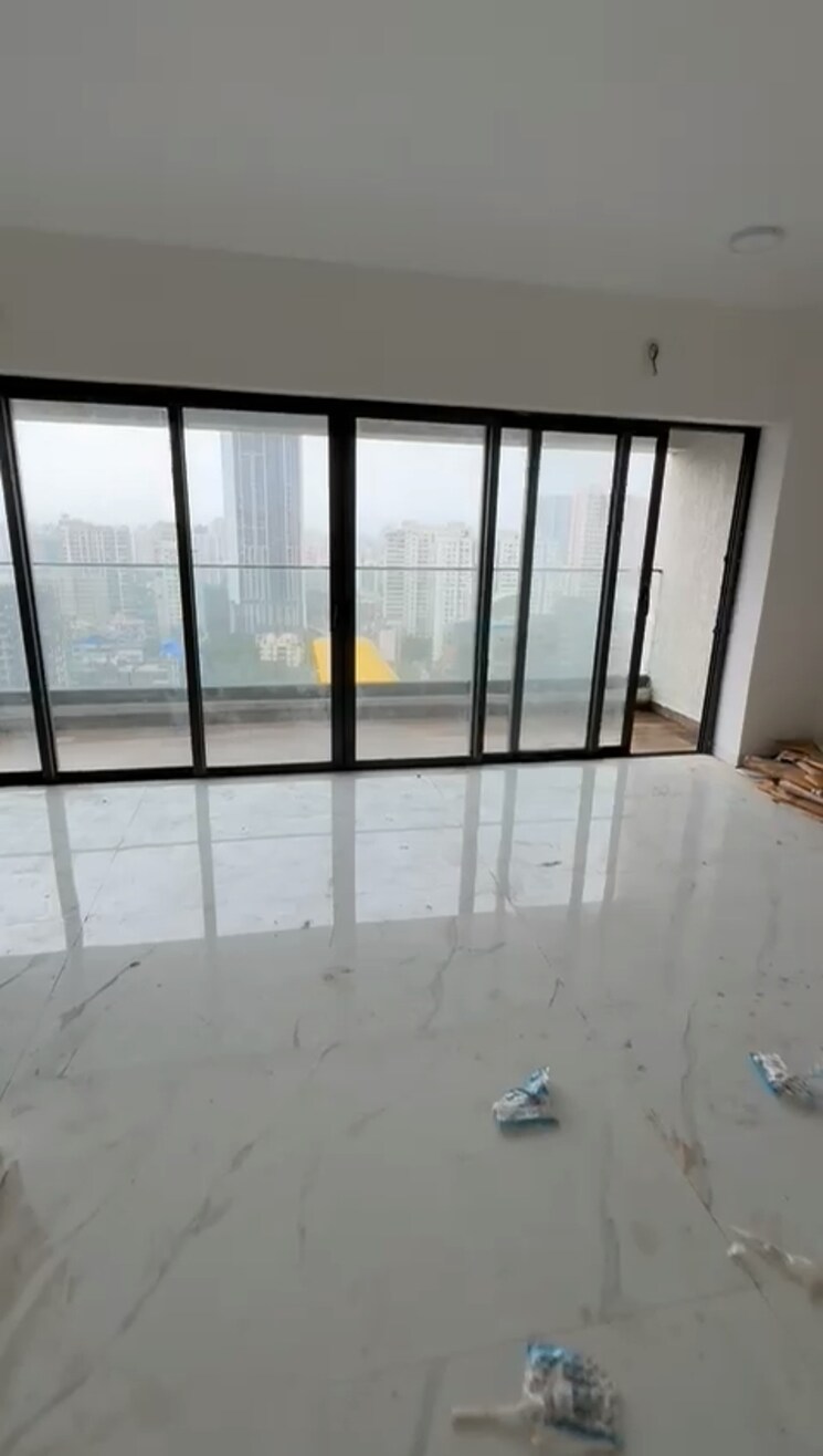 Room, level-the-residences 3 Bedroom 1100 Sq.Ft. Apartment In Andheri West Mumbai 9013470