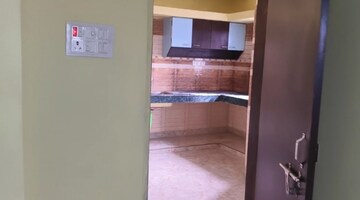 2 BHK Independent House For Rent in Morabadi