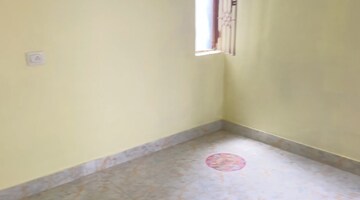 Room in 2 BHK Independent House at Morabadi – for Rent