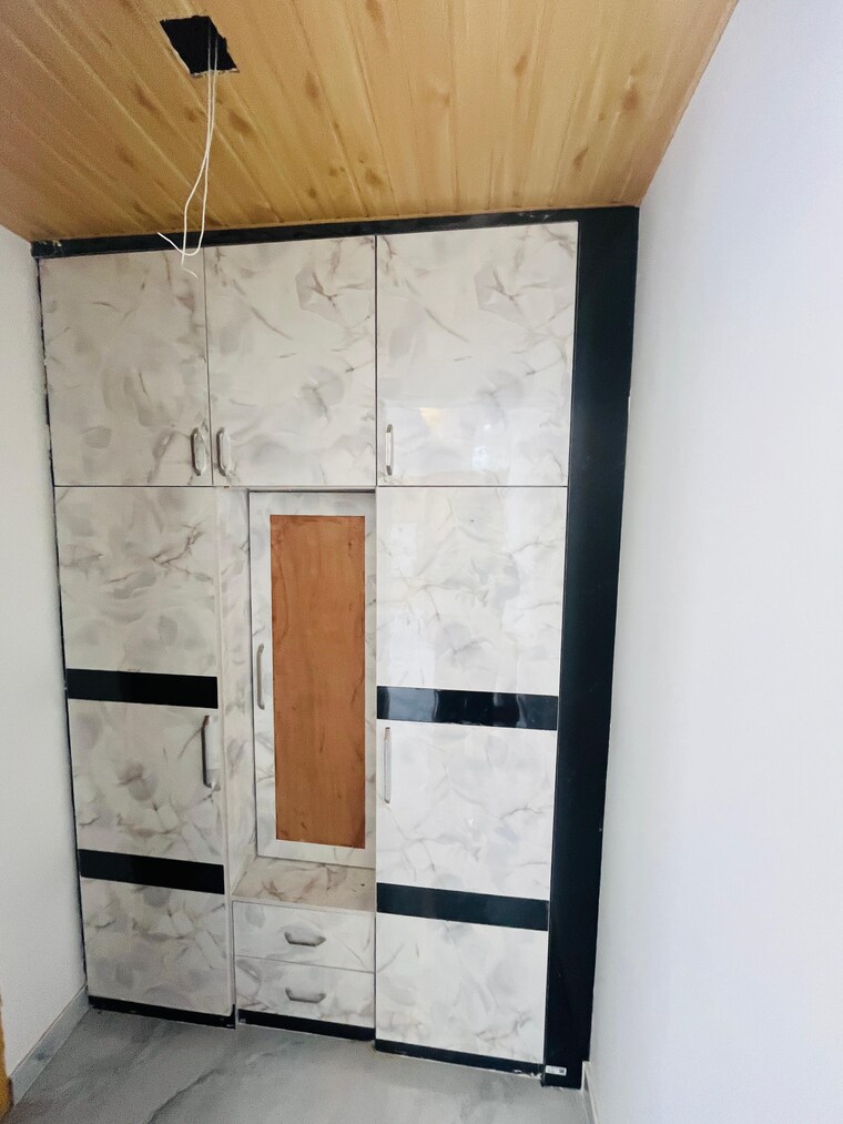 undefined, gms road 3 Bedroom 2300 Sq.Ft. Builder Floor In Gms Road Dehradun 9013475