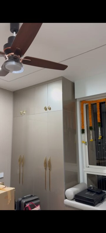 Room in 3 BHK Apartment at Aurobindo Kohinoor, Serilingampally – for Rent
