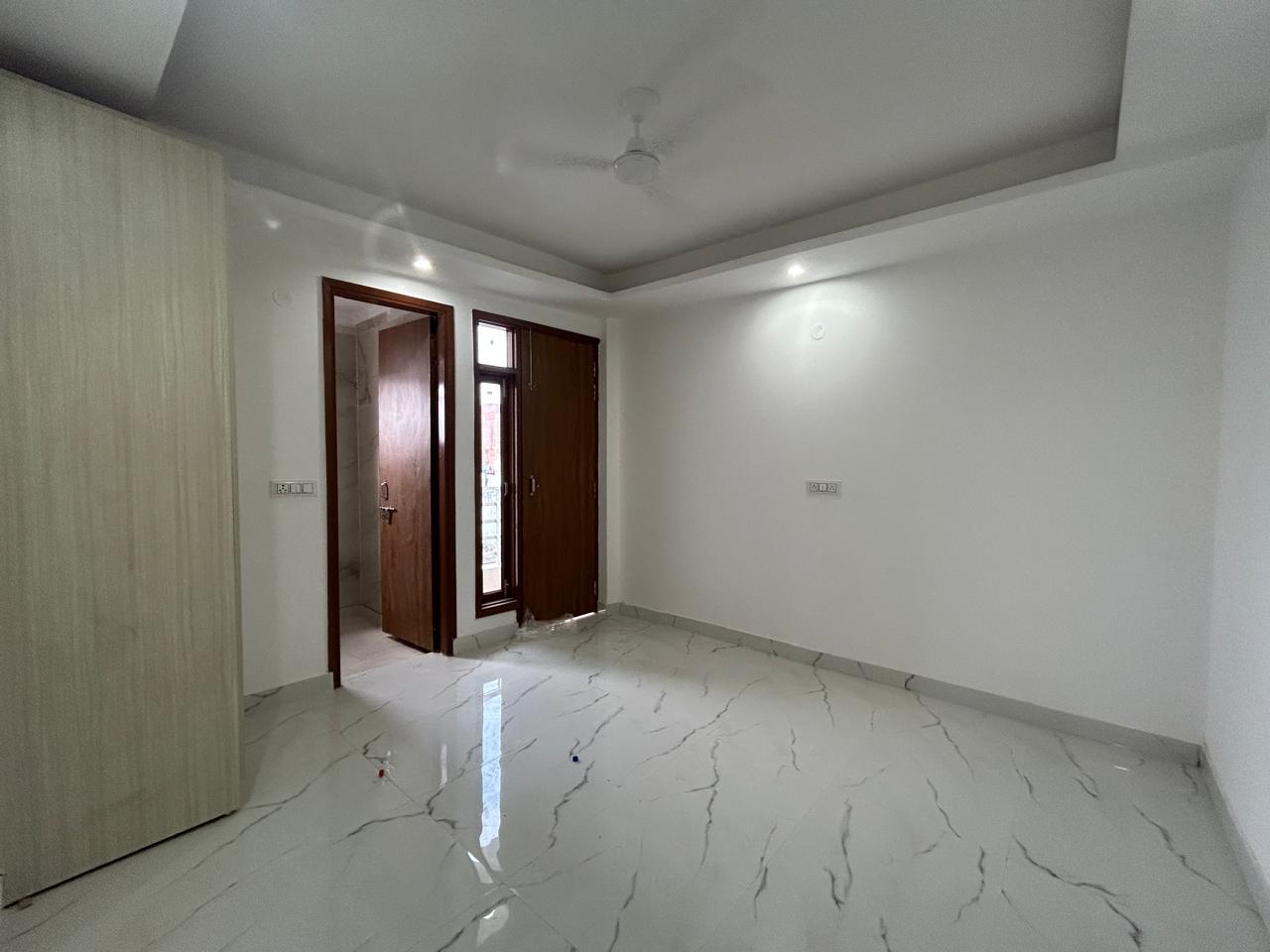 1 BHK Builder Floor For Rent in Saket