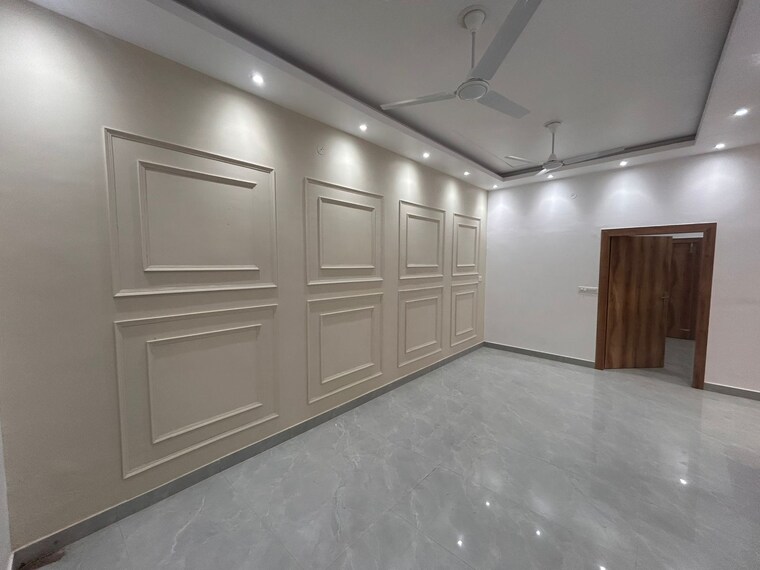 Room, gms road 3 Bedroom 98 Sq.Yd. Independent House In Gms Road Dehradun 9013506