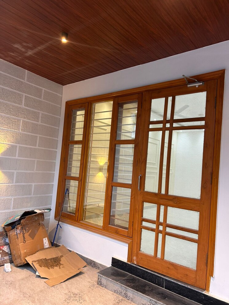 Room, gms road 3 Bedroom 98 Sq.Yd. Independent House In Gms Road Dehradun 9013506