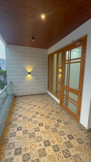 Room in 3 BHK Independent House at Gms Road – for Sale