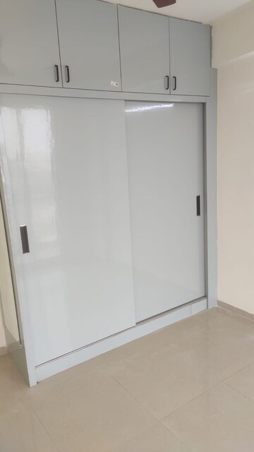 Room in 2 BHK Apartment at Hero Homes Gurgaon, Sector 104 – for Rent