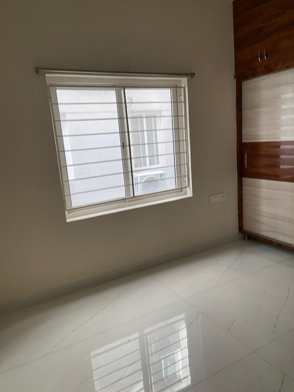 2 BHK Apartment For Rent in Mishra Properties