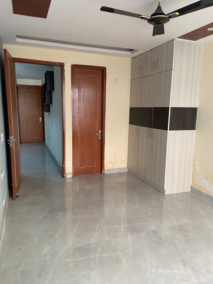 Room, chattarpur 3 Bedroom 2000 Sq.Ft. Builder Floor In Chattarpur Delhi 9013606