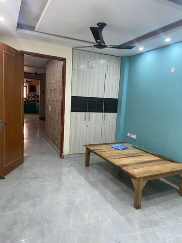 Room in 3 BHK Builder Floor at Chattarpur – for Rent