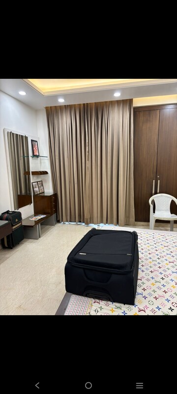 Team Area in 4 BHK Builder Floor at Greater Kailash I – for Rent