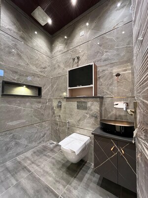 Bathroom in 5 BHK Independent House at Gms Road – for Sale