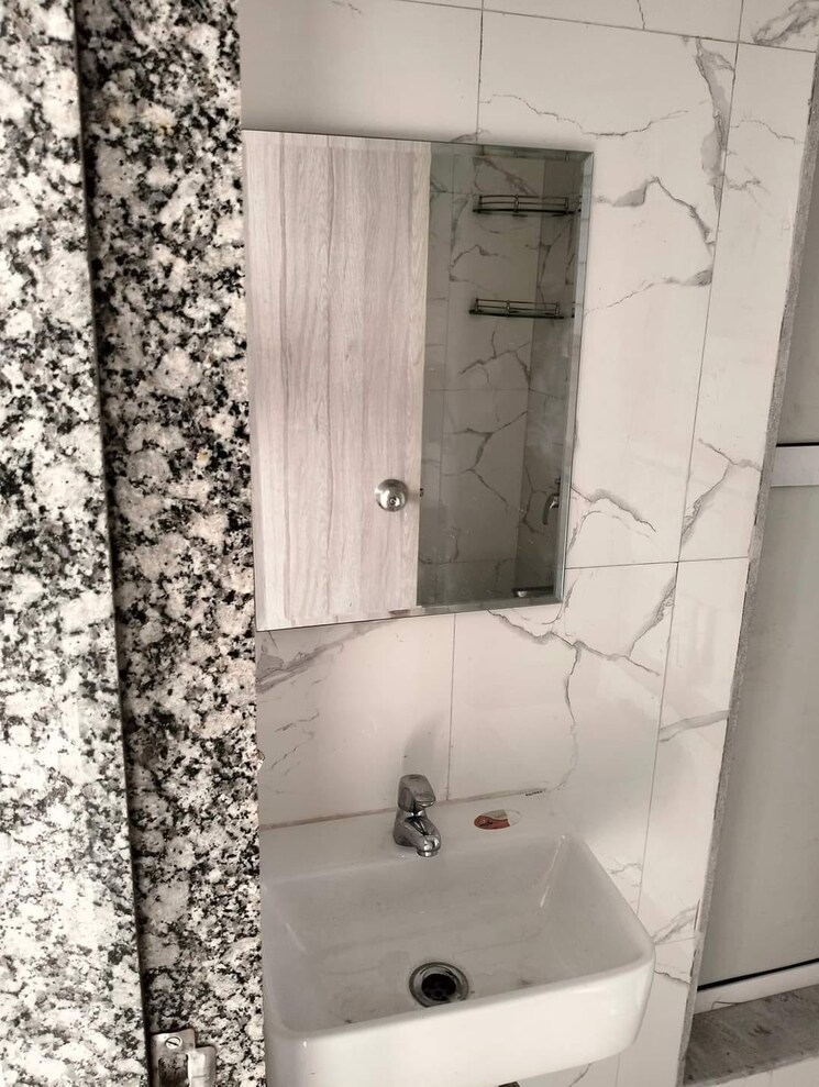 Bathroom, unique-poonam-estate-cluster-2 2 Bedroom 674 Sq.Ft. Apartment In Mira Road Thane 9013835