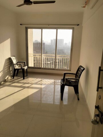 Living Room in 2 BHK Apartment at Unique Poonam Estate Cluster 2, Mira Road – for Rent