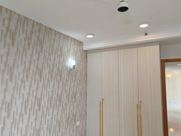 Room in 2 BHK Apartment at M3M Heights, Sector 65 – for Rent