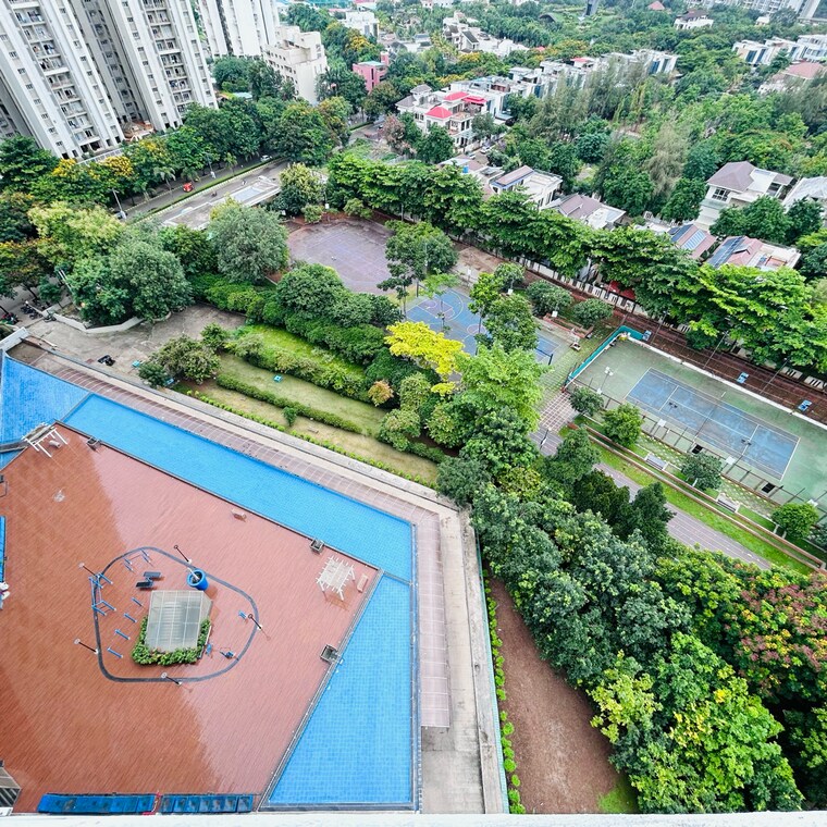 Garden, amanora-future-towers 3 Bedroom 1800 Sq.Ft. Apartment In Amanora Park Town Pune 9013885