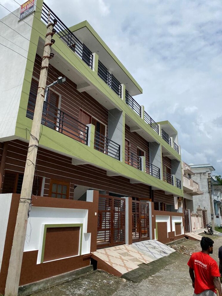 Exterior View, gms road Commercial Showroom 13500 Sq.Ft. In Gms Road Dehradun 9013881