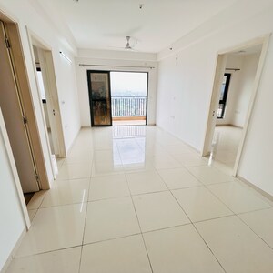 2 BHK Apartment For Sale in Amanora Gold Towers, Amanora Park Town