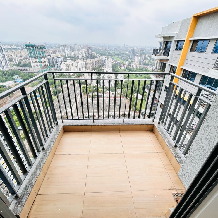 Balcony, amanora-gold-towers 2 Bedroom 750 Sq.Ft. Apartment In Amanora Park Town Pune 9013918
